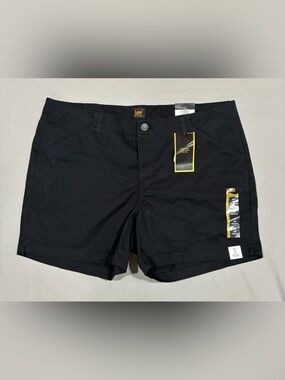 Lee Shorts Womens Black Midrise Chino  Size 18 Summer Lightweight 5” Inseam NEW